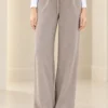 Women's wide-leg trousers with an elasticated drawstring waistband